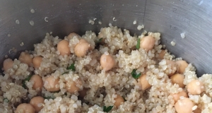 Quinoa with Chickpeas and Tomatoes