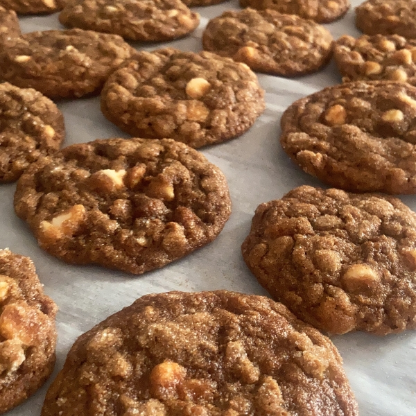 Molasses Oatmeal White Chocolate Chip Cookies