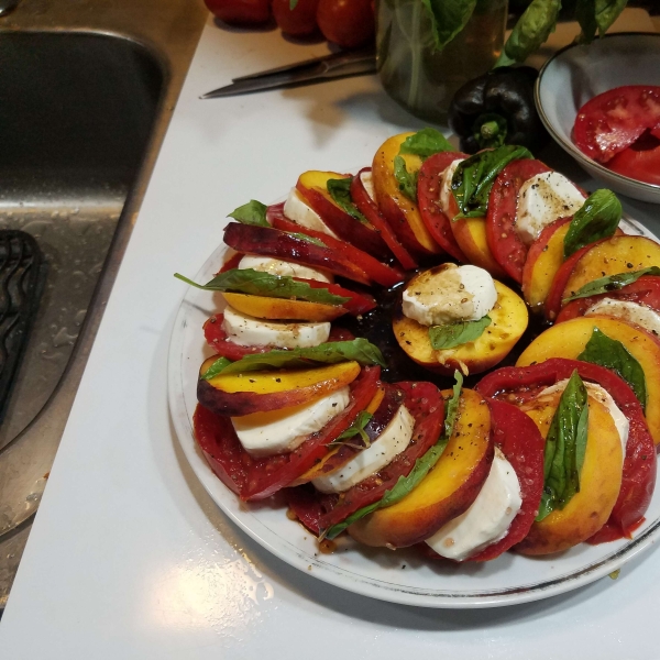 Peach and Tomato Caprese Salad