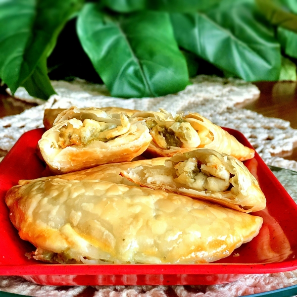 Empanadas de Queso con Rajas (Poblano Chile and Cheese Empanadas)