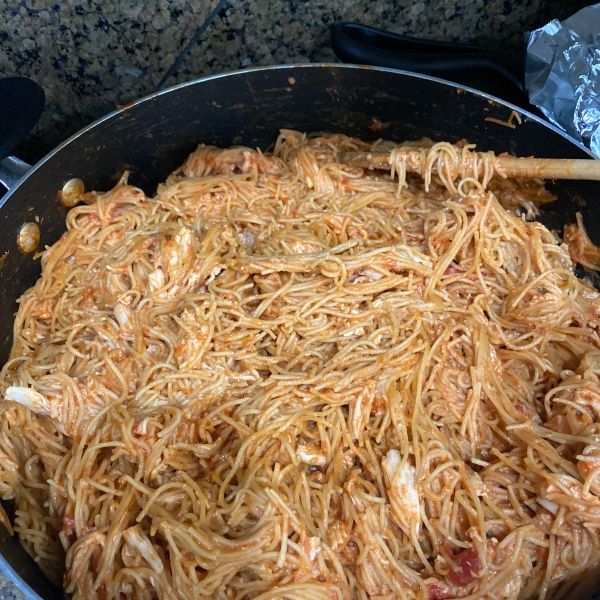Simple Spaghetti with Chicken, Parmesan and Mozzarella