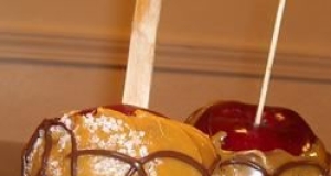 Sweet and Salty Caramel Apples