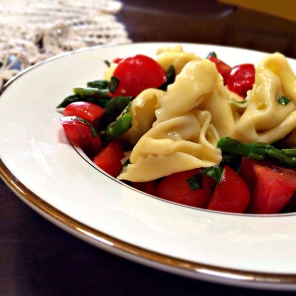 Simple Yet Yummy Tortellini Salad