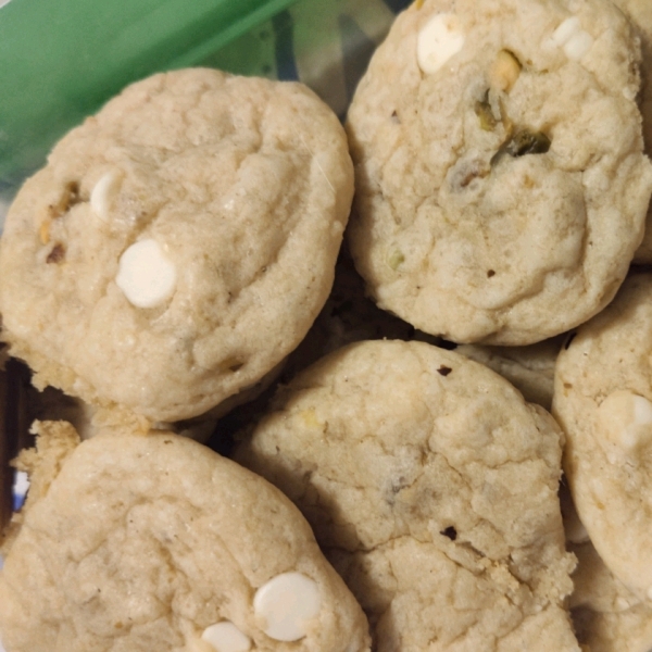 Amazing White Chocolate Chip Pistachio Cookies