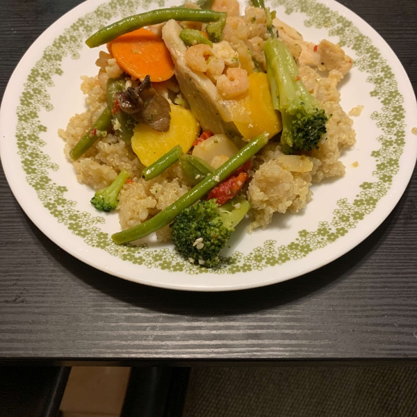 Chicken with Quinoa and Veggies