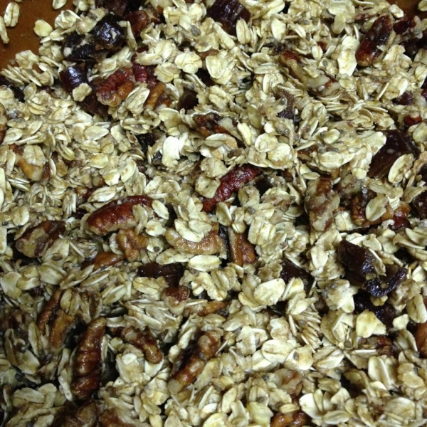 Mal's Maple Date Pecan Granola in the Slow Cooker
