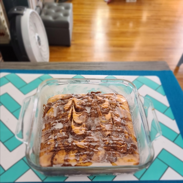 Cinnabon® Cinnamon Roll Cake