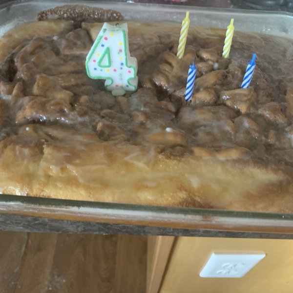 Cinnabon® Cinnamon Roll Cake