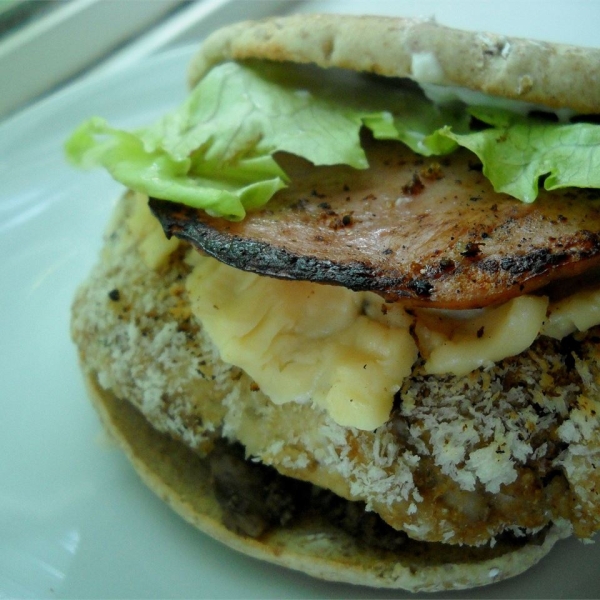 Gourmet Gouda Turkey Burgers