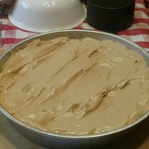 Smooth and Creamy Peanut Butter Pie