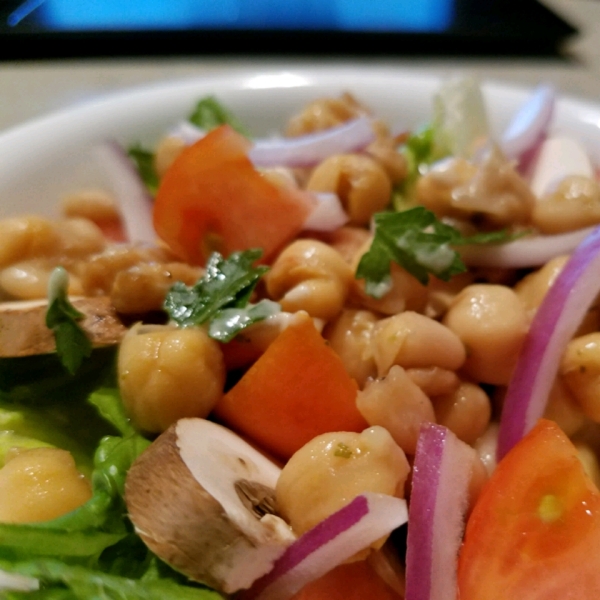 Shrimp and White Bean Salad