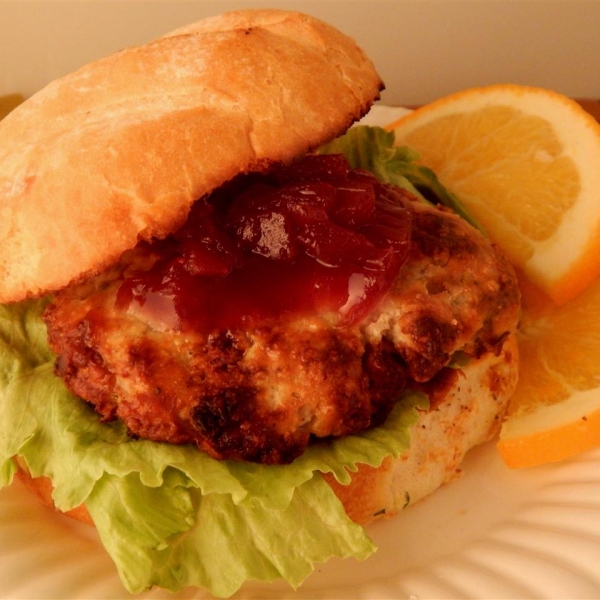 Kosher Broiled Turkey Burgers with Cranberry Sauce