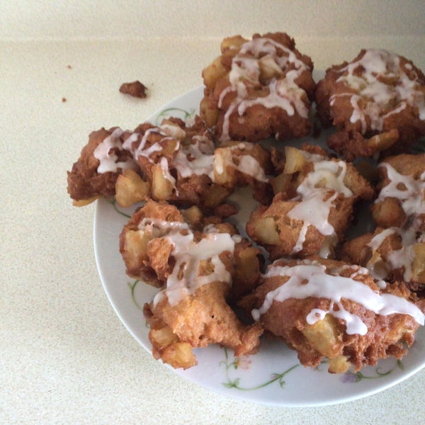 Chef John's Apple Fritters