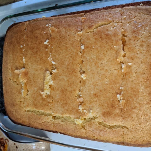 Sweet Cornbread Cake