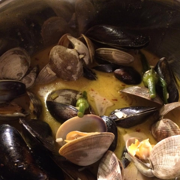 Mussels in White Wine Sauce