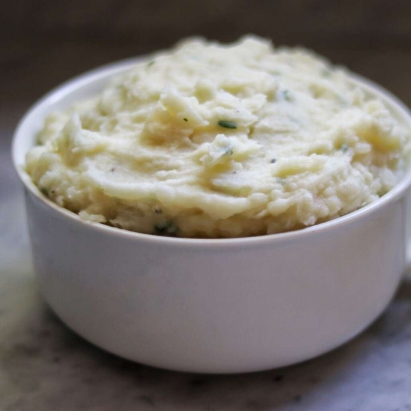 Creamy Garlic Parmesan Mashed Potatoes