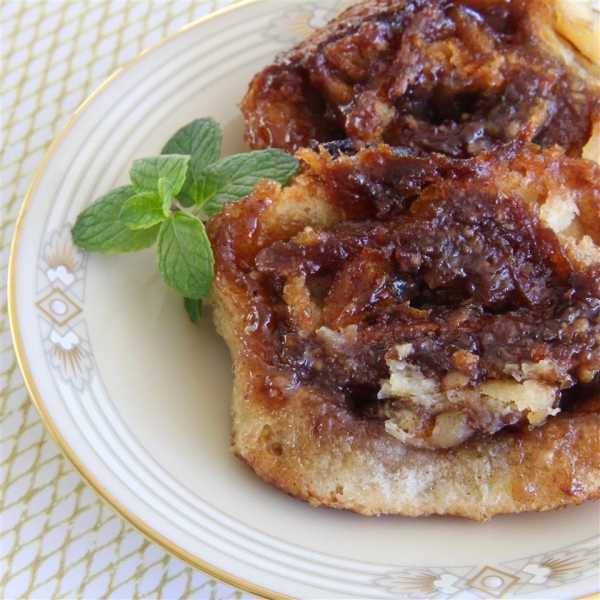 Apple Walnut Cinnamon Rolls