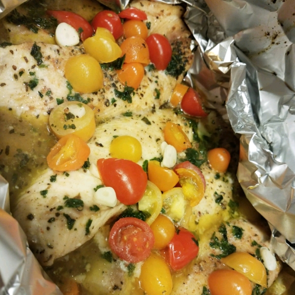 Easy Tilapia with Wine and Tomatoes