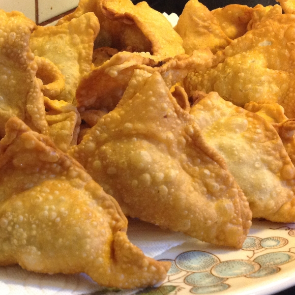 Crabby Cream Cheese Wontons