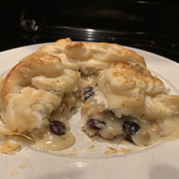 Baked Stuffed Brie with Cranberries & Walnuts