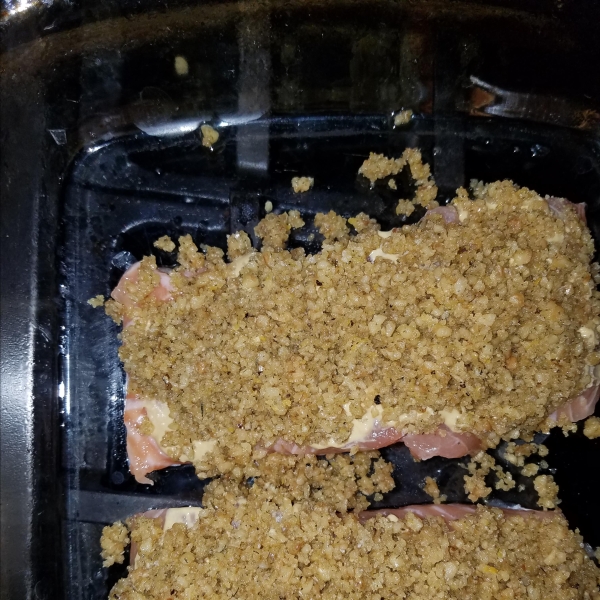 Crunchy Walnut Crusted Salmon Filets