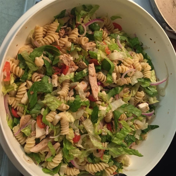 Grilled Chicken and Pasta Salad