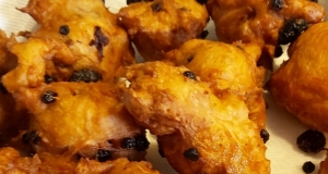 Oliebollen (Dutch Doughnuts)