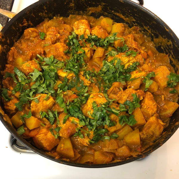 Bengali Chicken Curry with Potatoes