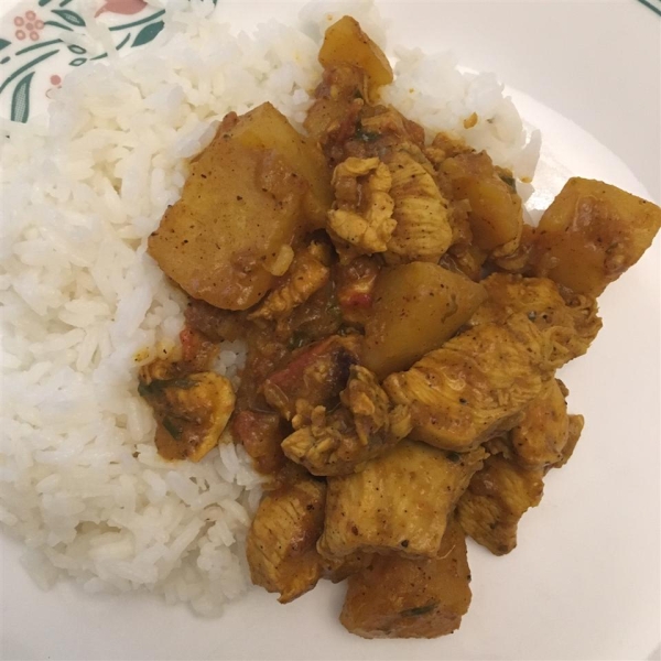 Bengali Chicken Curry with Potatoes