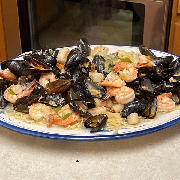 Seafood Scampi Linguine