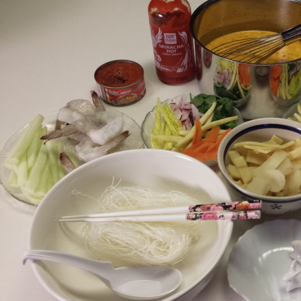 Vietnamese-Style Shrimp Soup