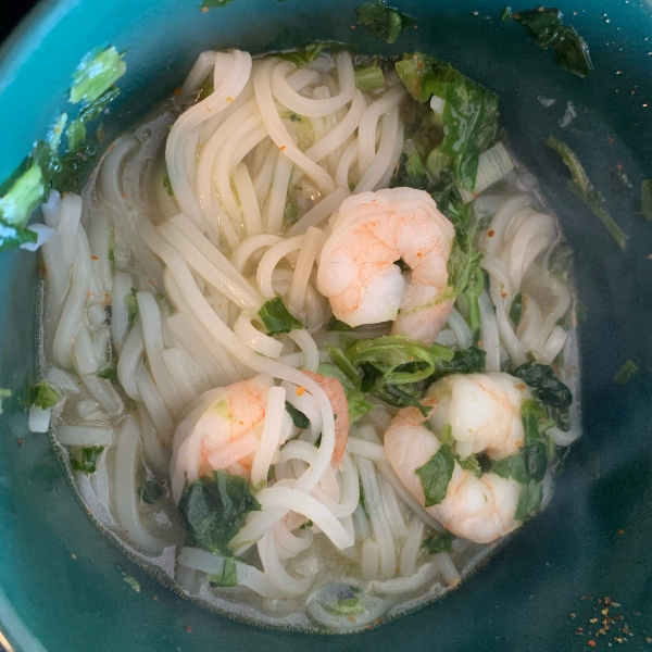 Vietnamese-Style Shrimp Soup