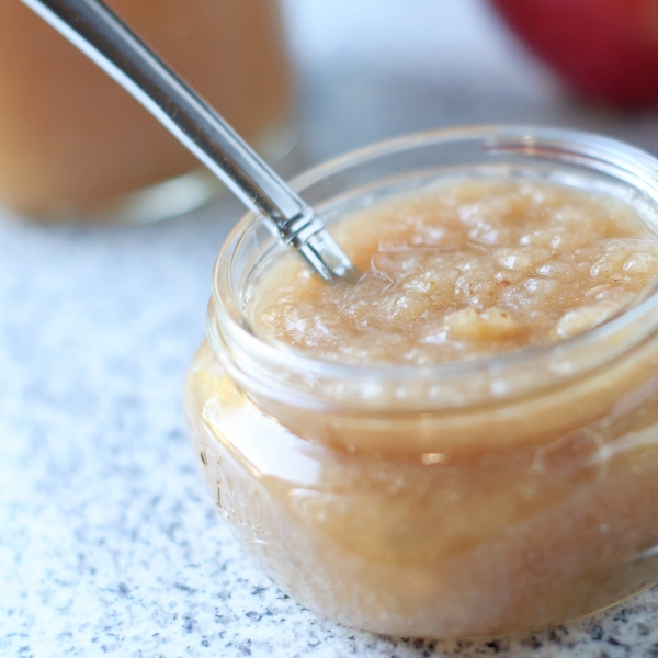Instant Pot® Easy Maple Syrup Applesauce
