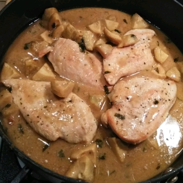 Chicken with Lemon Artichoke Sauce