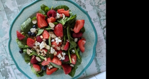 Spinach Salad with Berries and Goat Cheese