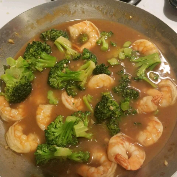 Shrimp with Broccoli in Garlic Sauce