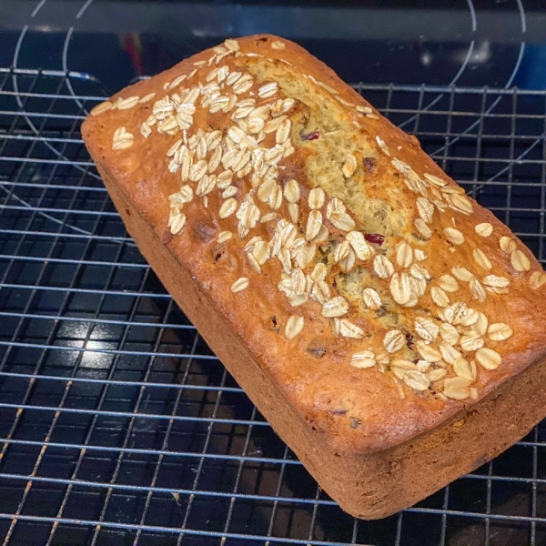 Cranberry Banana Oat Bread