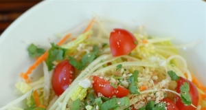 Green Papaya Salad (Som Tam Malakor)