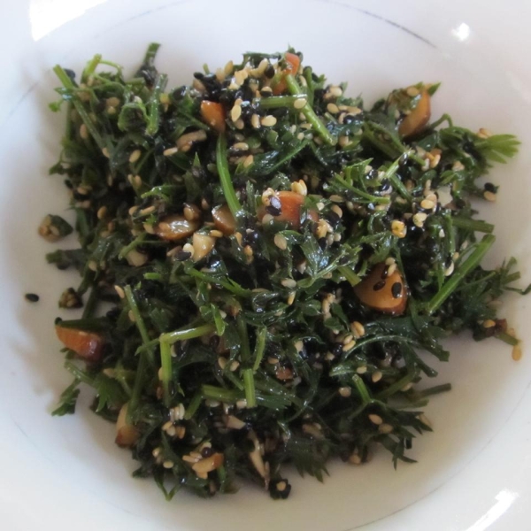 Carrot Greens Salad with Sesame Seeds