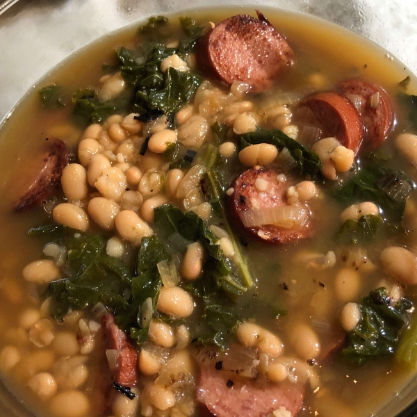 Sausage, Kale, and White Bean Soup