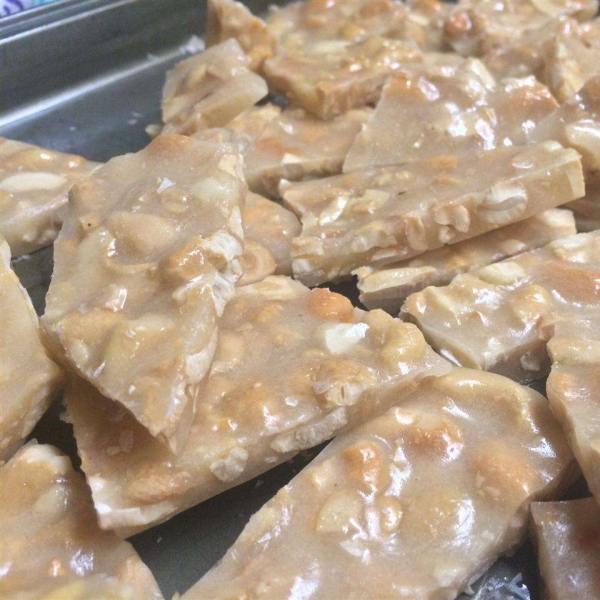 Cashew Brittle