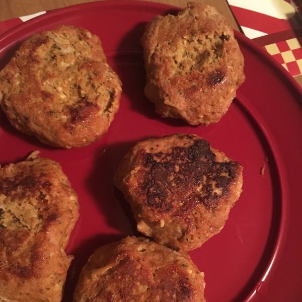 Actually Delicious Buffalo Turkey Burgers