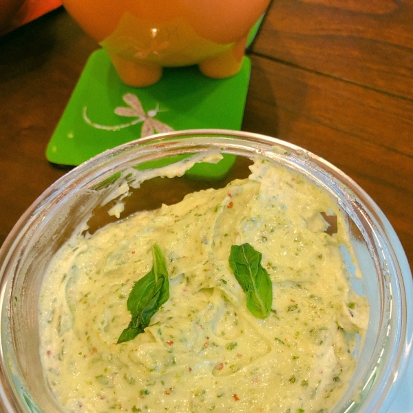 Homemade Garlic Basil Mayonnaise