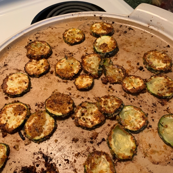 Quick Baked Zucchini Chips