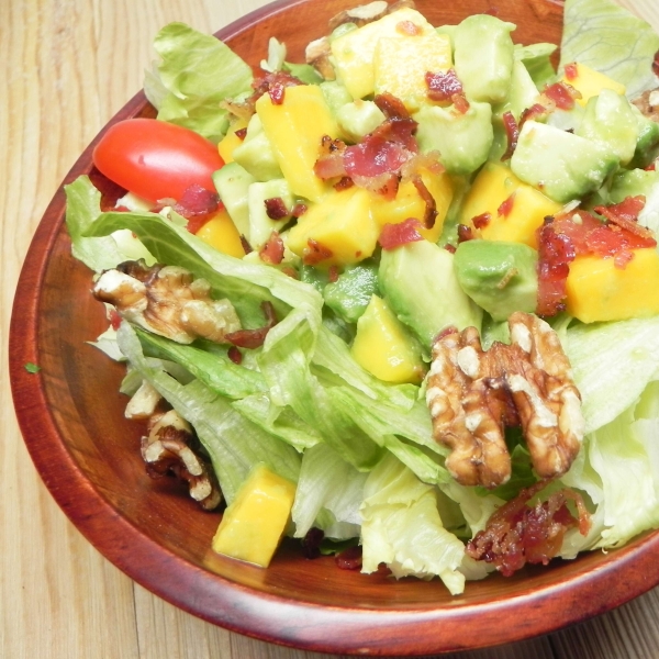 Avocado and Mango Salad