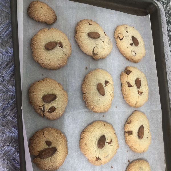 Low-Carb Almond Cinnamon Butter Cookies