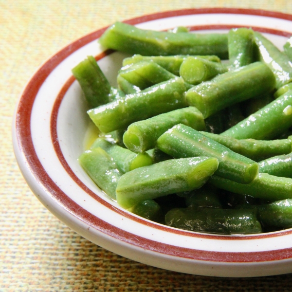 Green Beans with Maple-Dijon Vinaigrette