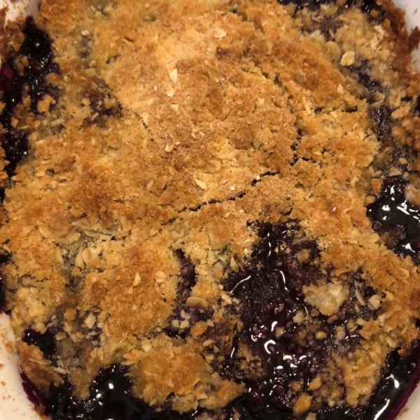 Classic American Blueberry Crisp