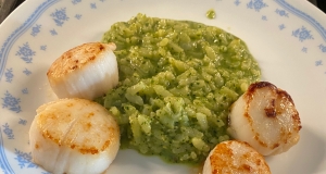 Basil Pesto Risotto with Pan-Roasted Scallops