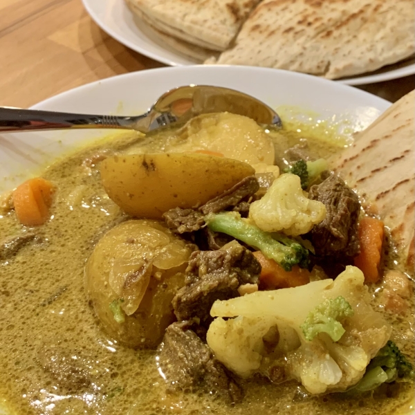 Slow Cooker Mussaman Curry